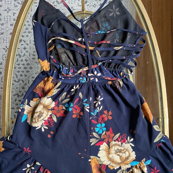 Floral Summer Romper with Ruffle bottom and Criss cross back - Picture 6 of 8